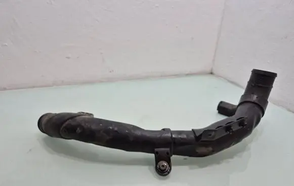 Volkswagen PASSAT B7 Intercooler hose/pipe 1K0145840AA