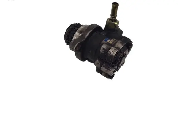 Nissan X-Trail T30 Power steering pump 65262232 8H800