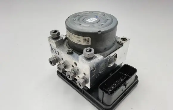 Ford B-MAX ABS Pump D1B12C405AC 10022002164 10091501053