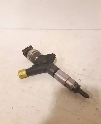 Subaru Legacy Fuel injector 16613AA020
