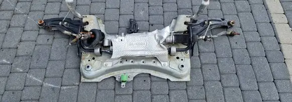 Renault Clio IV Front suspension assembly kit set