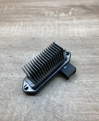 Mazda 3 I Heater blower motor/fan resistor HB180BP4M PM010020B