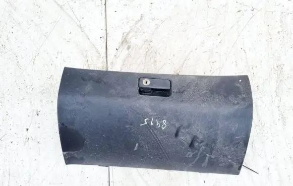 Toyota Avensis T250 Glove box 5555005070 55550-05070