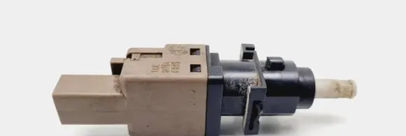 Clutch pedal sensor