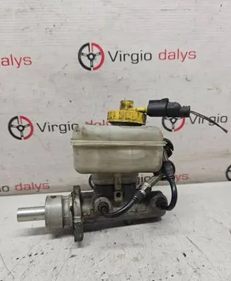 Volkswagen Golf IV Master brake cylinder L481402