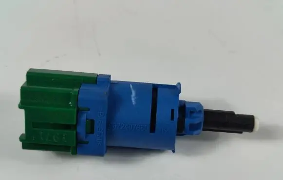 Peugeot 508 Brake pedal sensor switch 9672407680