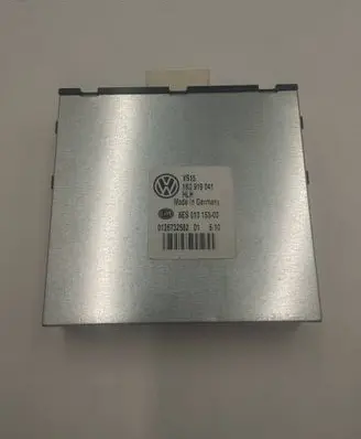 Volkswagen Golf VI Power management control unit 1K0919041 8ES01015300 0126732582