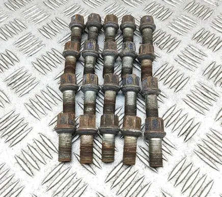 Skoda Kodiaq Nuts/bolts WHT001812