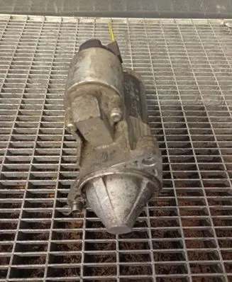 Suzuki SX4 Starter motor 3110080J0 M000T22571