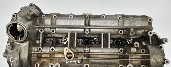 Mercedes-Benz E W212 Engine head A6420100821