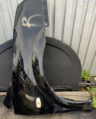 KIA Carens II Front wheel arch liner splash guards