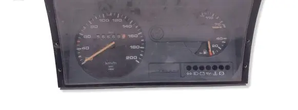 Volkswagen Polo II 86C 2F Speedometer (instrument cluster) 867919033BH 867919064