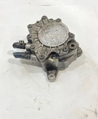 Volkswagen PASSAT B6 Vacuum pump 03G145209 160904