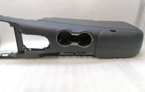 Ford Mustang VI Center console FR3Z63044E50AA
