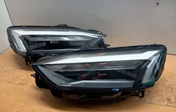 Audi A5 Headlights/headlamps set 8W6941012