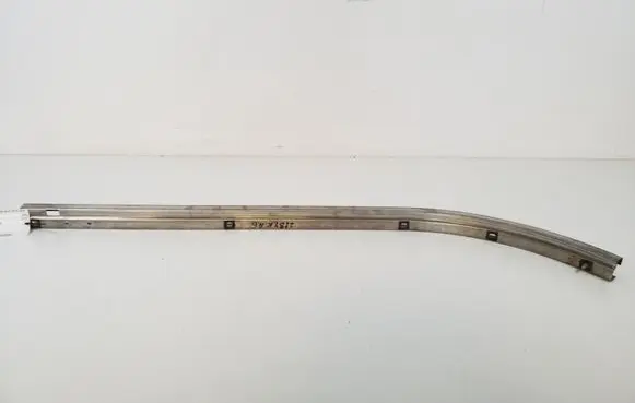 Mercedes-Benz Vito Viano W639 Sliding door middle roller runner A6397600235