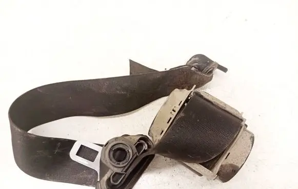 Opel Astra H Rear seatbelt 