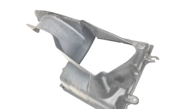 Maserati Ghibli Air intake duct part 670004139 C799 0147607