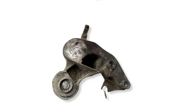 Audi A6 S6 C6 4F Engine mounting bracket 4F0199352E