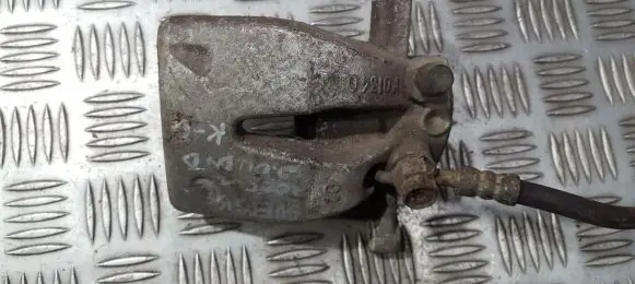 Toyota Avensis T250 Rear brake caliper