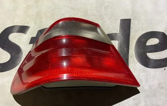 Mercedes-Benz CLK A208 C208 Rear/tail lights 2088200184 A2088200184