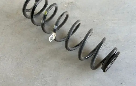 KIA Niro Rear coil spring 55330AT600
