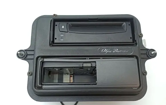 Alfa Romeo 166 CD/DVD changer 60671664 15619351 5WK78176