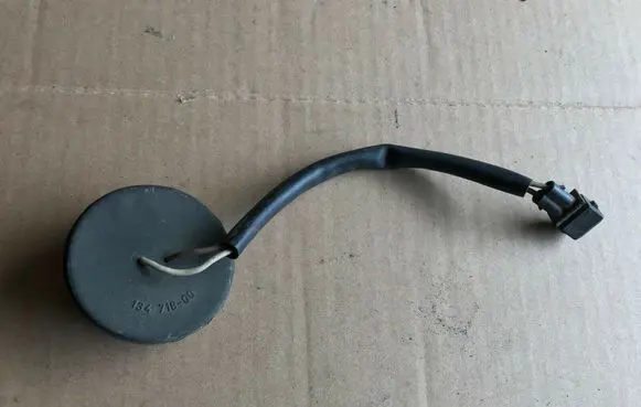 Volkswagen Golf I Fog light part 13471800