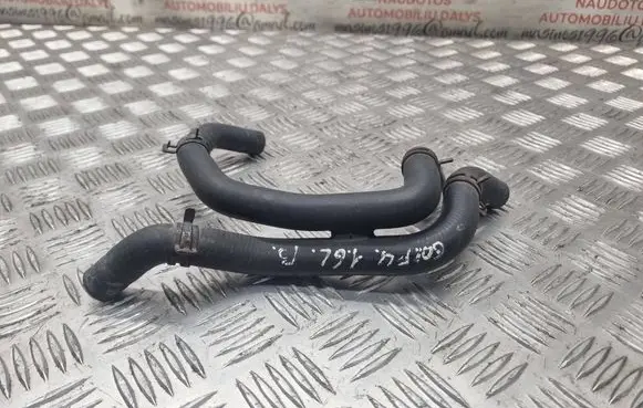 Volkswagen Golf IV Engine coolant pipe/hose 