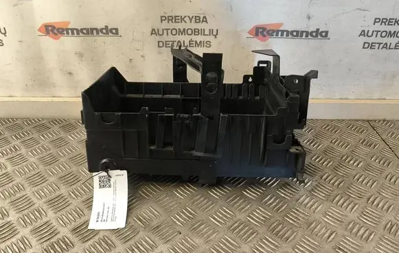 Opel Astra J Battery box tray 13308434