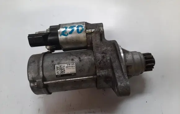Volkswagen Polo V 6R Starter motor 0AM911024A