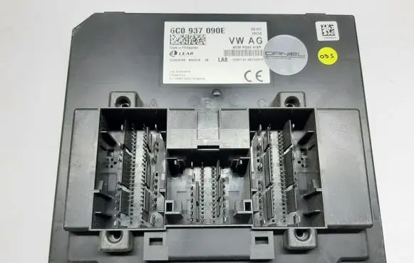 Volkswagen Polo V 6R Comfort/convenience module 6C0937090E