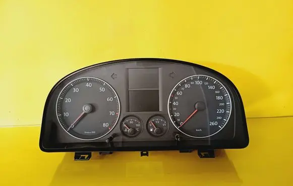 Speedometer (instrument cluster)