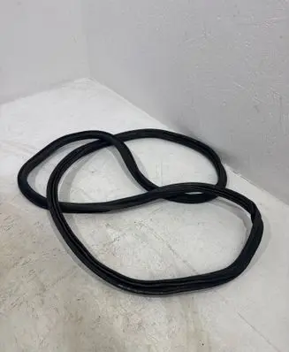 Bentley Continental Rubber seal loading door 3SD827705B