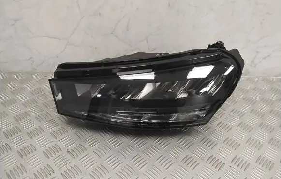 Skoda Fabia Mk4 (6VA) Headlight/headlamp 6VB941015