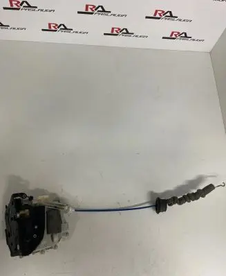 Audi A5 8T 8F Rear door lock 8K0839016C