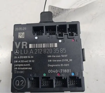 Mercedes-Benz E W212 Door control unit/module A2128203585