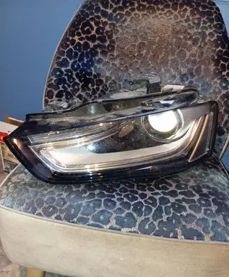 Audi A4 S4 B8 8K Headlight/headlamp 130702409002 LE10B6235