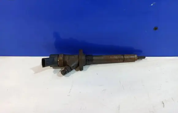 Citroen C5 Fuel injector 9637277980