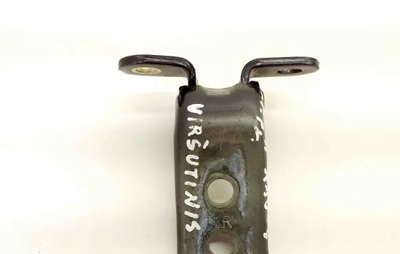 Toyota RAV 4 (XA40) Front door upper hinge