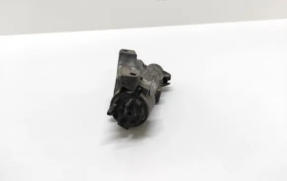 Audi A6 S6 C5 4B Ignition lock 4B0905851B
