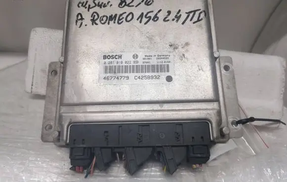 Alfa Romeo 156 Engine control unit/module 46774779 0281010021 C425B932