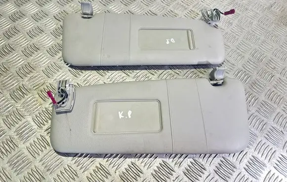 BMW 5 E60 E61 Sun visor 7066649