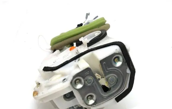Mazda CX-5 Rear door lock