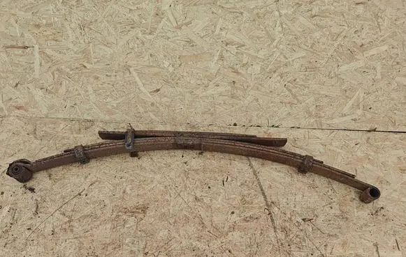 Toyota Hilux (AN10, AN20, AN30) Rear leaf spring 