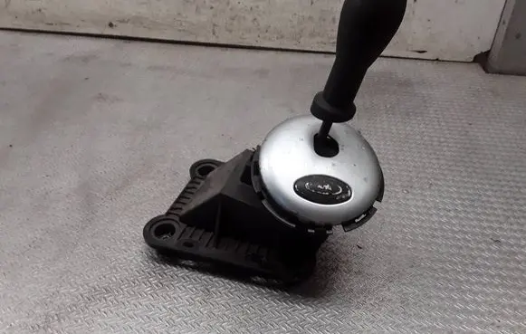 Citroen C2 Gear shifter/selector 