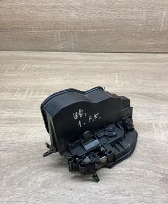 BMW 5 F10 F11 Front door lock 7202145 LEFTSIDEUK