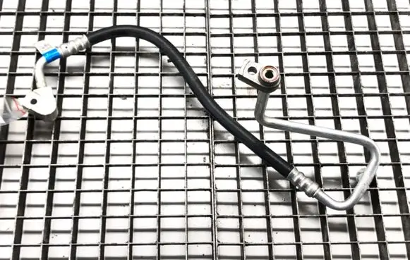 Air conditioning (A/C) pipe/hose