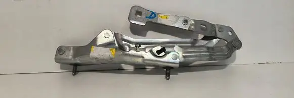Tesla Model 3 Tailgate hinge 1667398-00-B