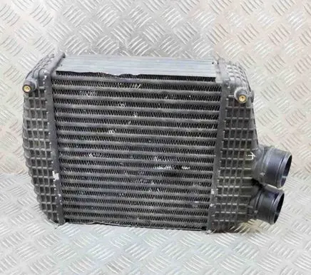 Maserati Quattroporte Intercooler radiator 16474839